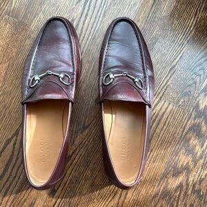 Pre owned ;genuine Gucci shoes!